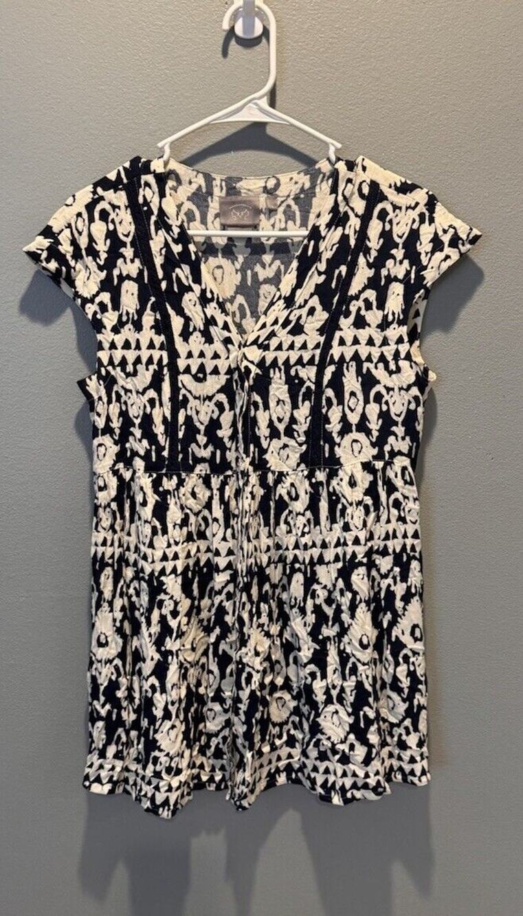 Vanessa Virginia Anthropologie Button down Tunic Blouse Women's S Navy White